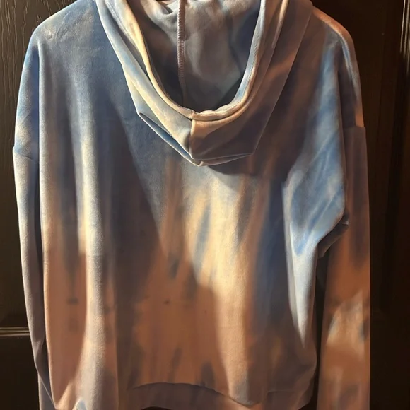 True Craft Sky Blue and white tie-dyed Hoodie and matching jogger pants - XL - Picture 4 of 6